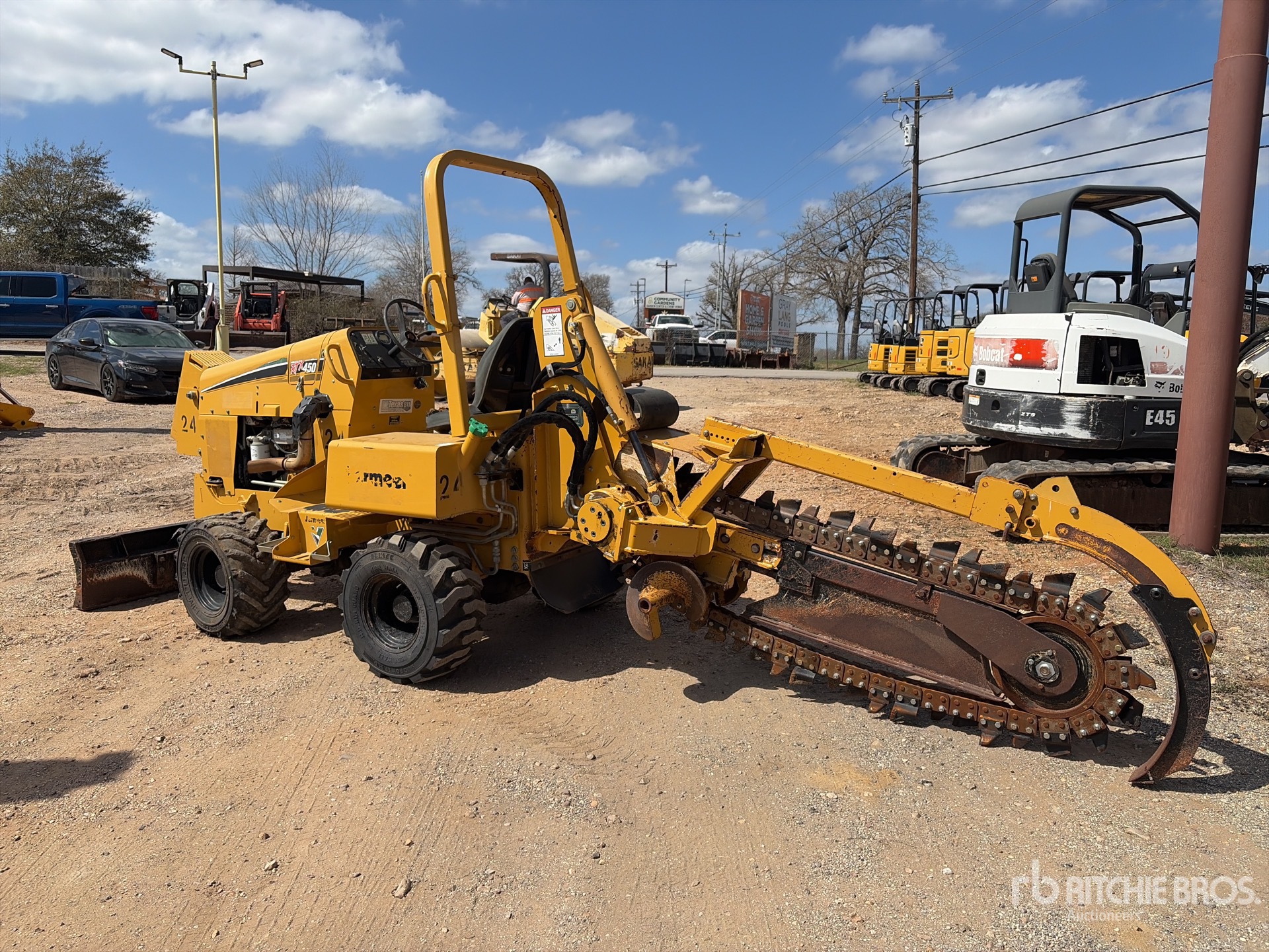 General Appearance with Picture, Left Rear Corner