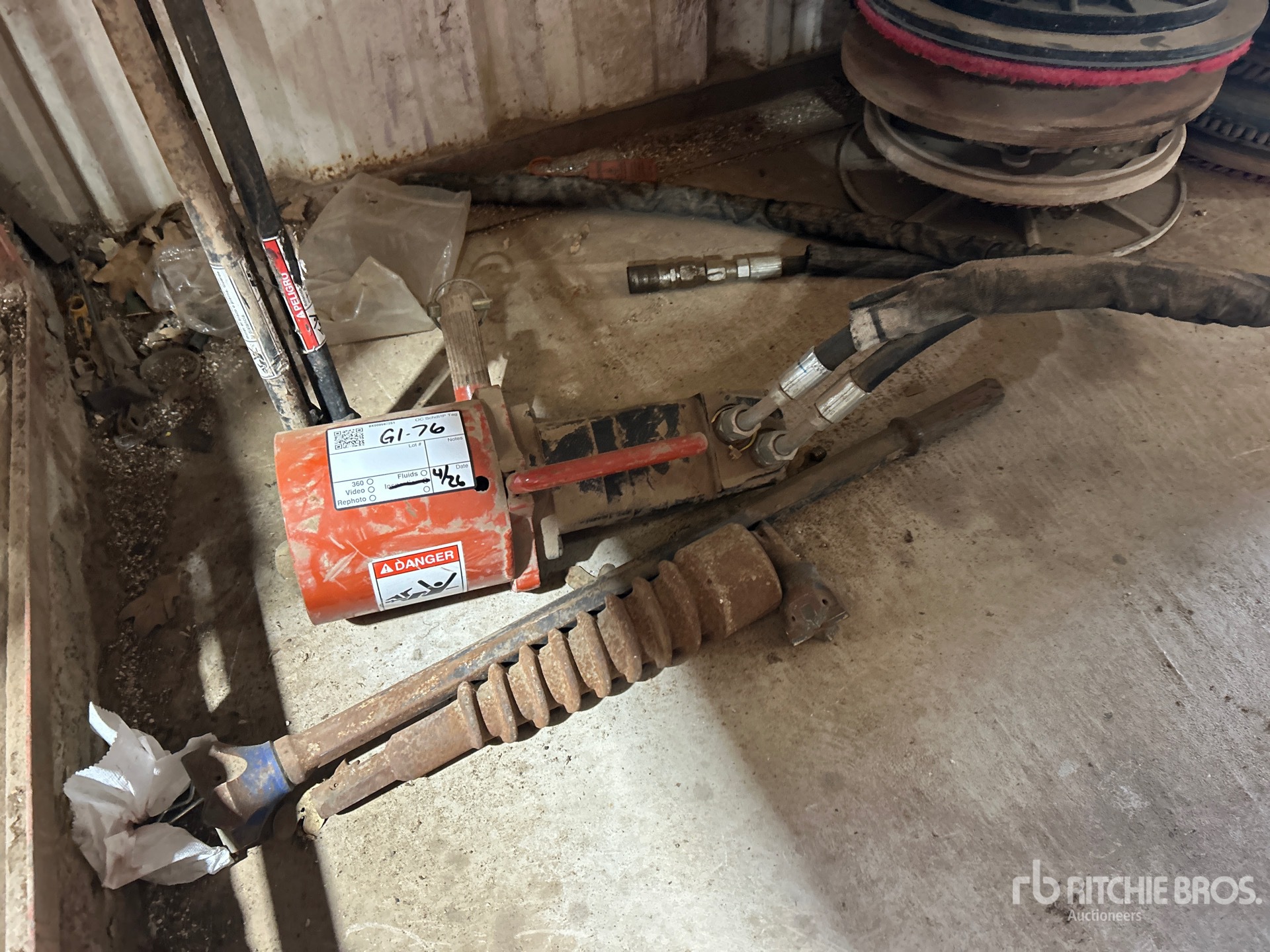 General Appearance with Foto, angolo anteriore destro