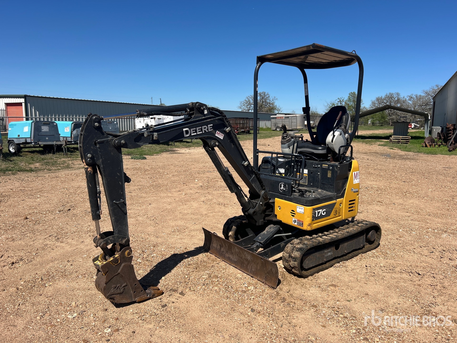 General Appearance with Image, coin avant gauche