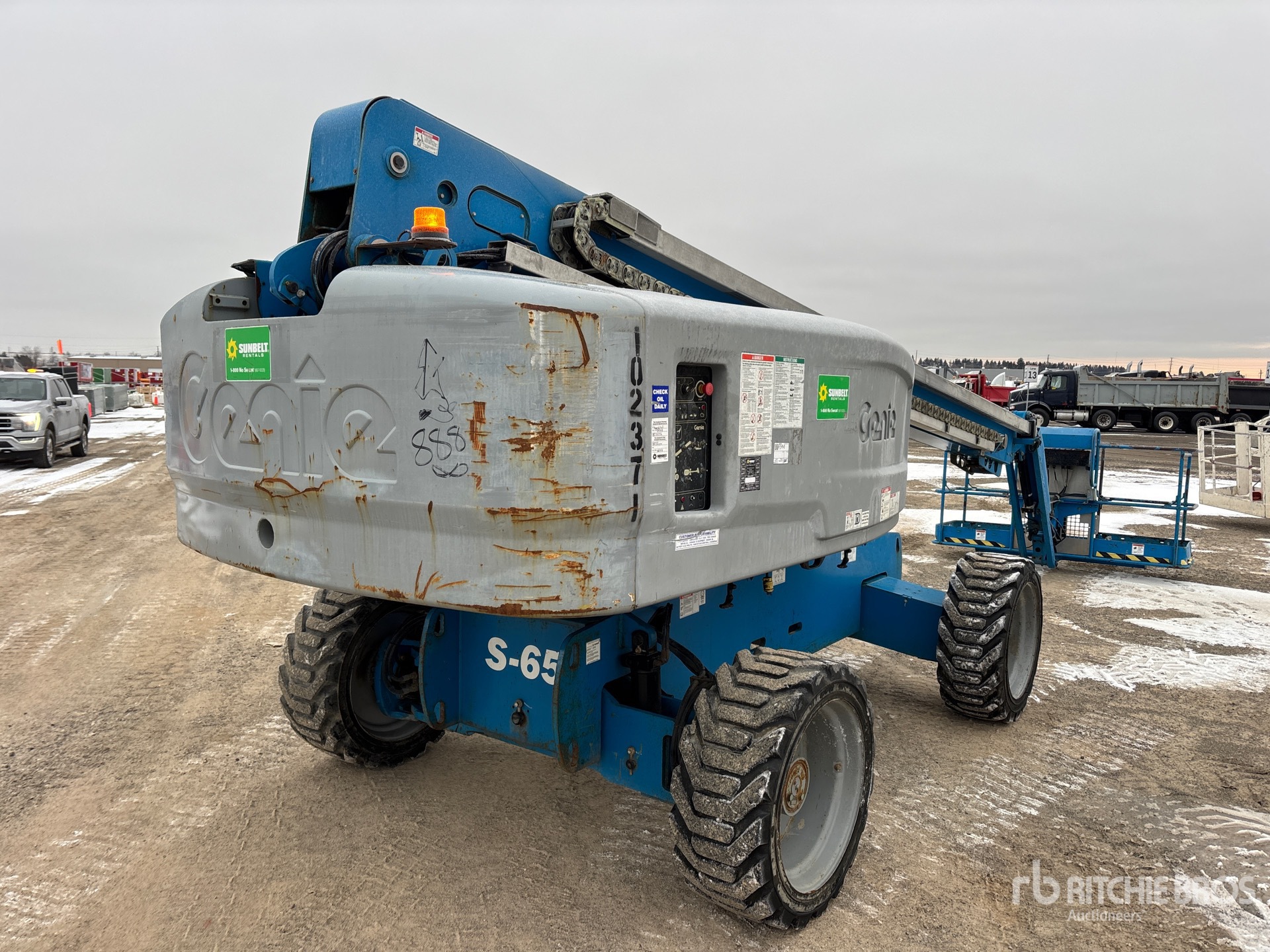 General Appearance with Picture, Right Rear Corner