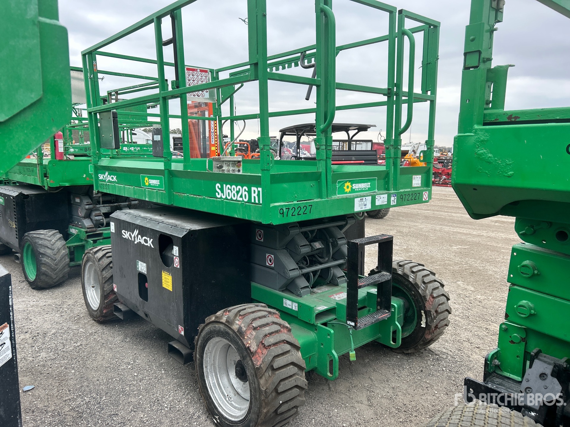 General Appearance with Picture, Left Rear Corner