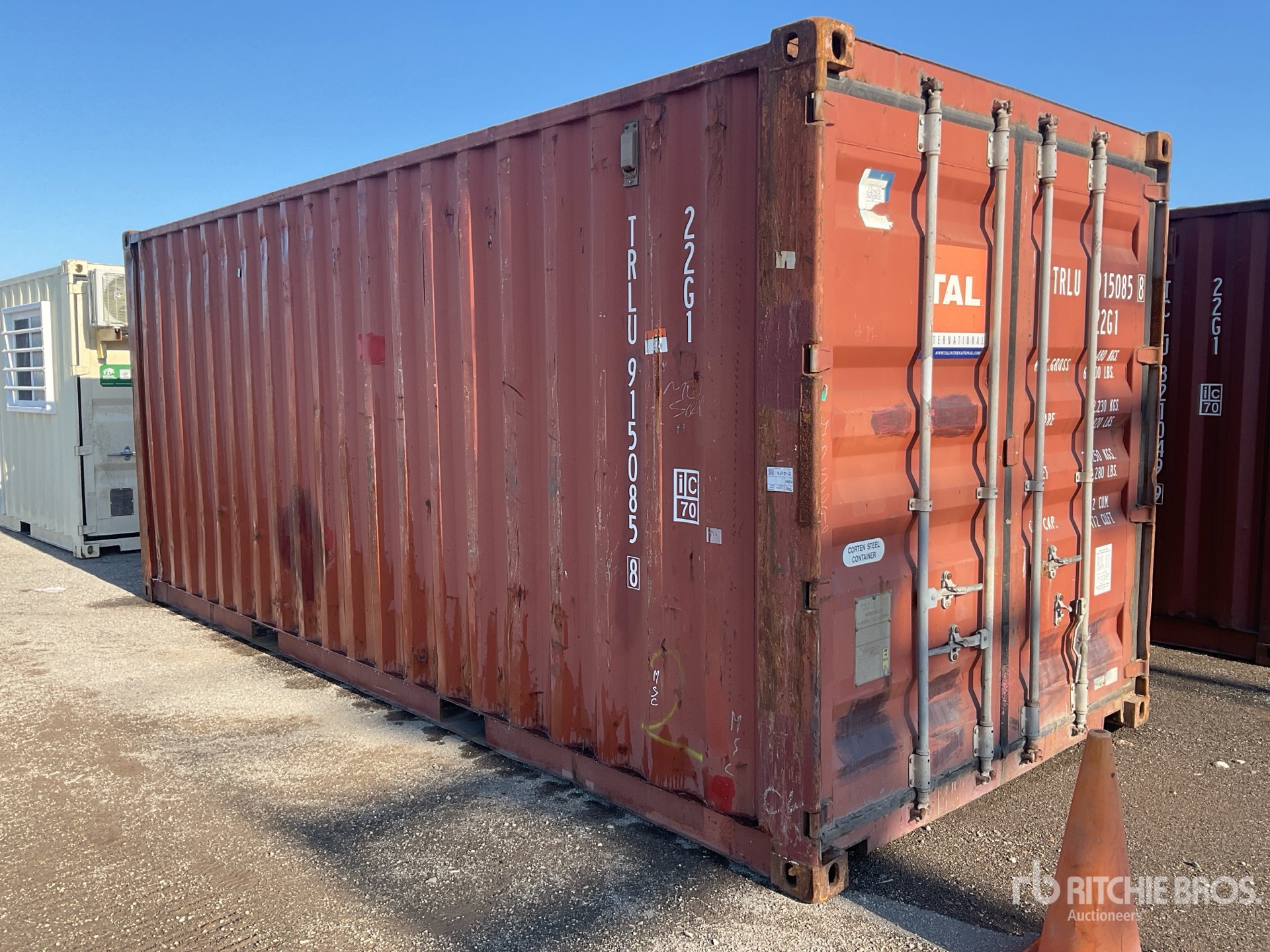 General Appearance with Picture, Right Front Corner