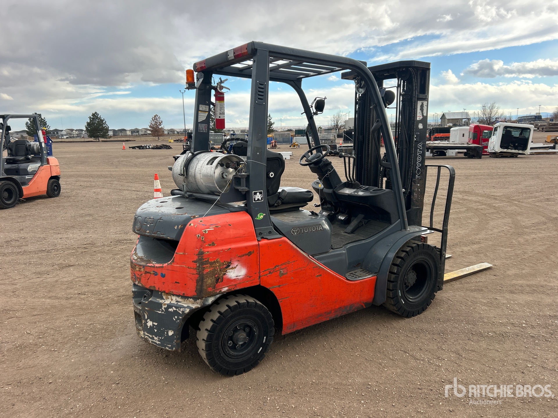 General Appearance with Picture, Right Rear Corner