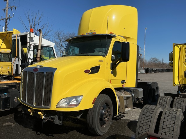 2020 Peterbilt 579 6x4 T/A Sleeper Truck Tractor