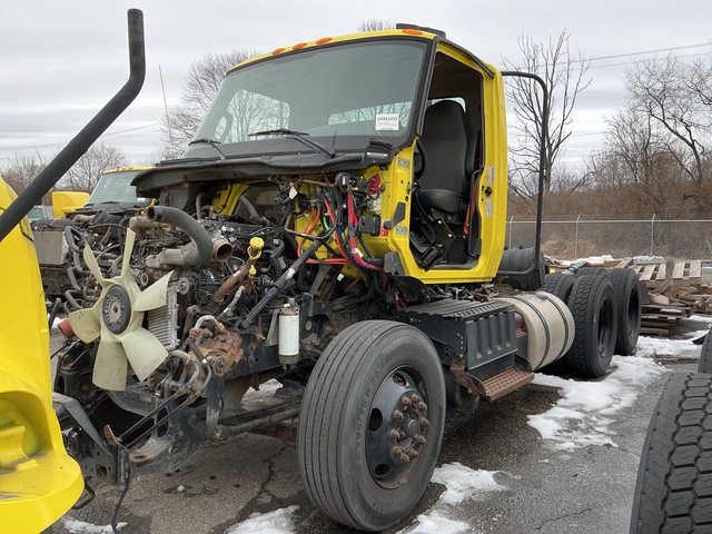 2020 International RH613 6x4 T/A Day Cab Truck Tractor (Inoperable)