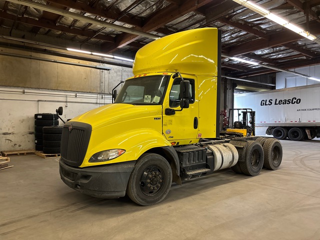 2019 International RH Day Cab  6x4 T/A Day Cab Truck Tractor