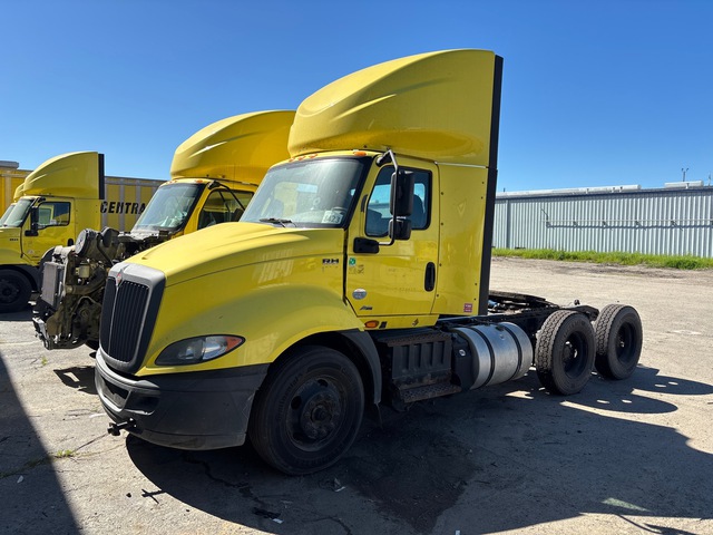 2018 International RH613 6x4 T/A Day Cab Truck Tractor (Inoperable)