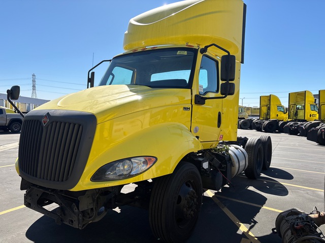 2020 International RH613 6x4 T/A Day Cab Truck Tractor (Inoperable)
