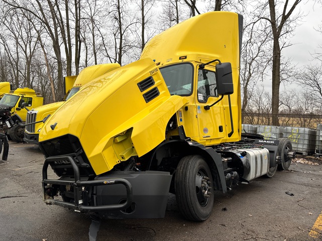 2025 Mack AN64T 6x4 T/A Day Cab Truck Tractor (Inoperable)