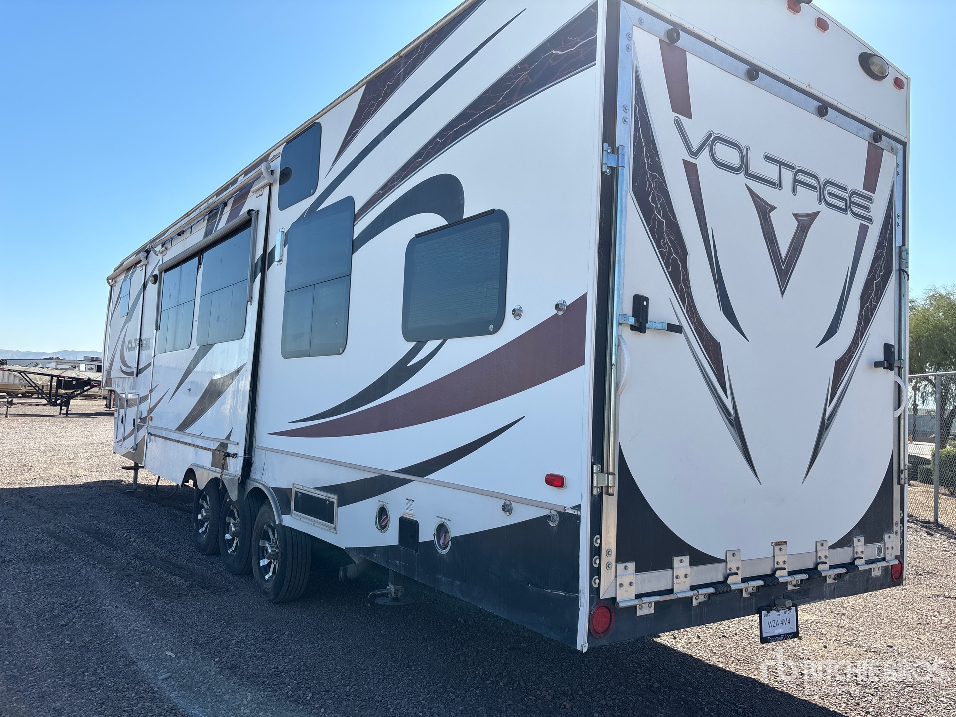 General Appearance with Imagen: esquina trasera izquierda