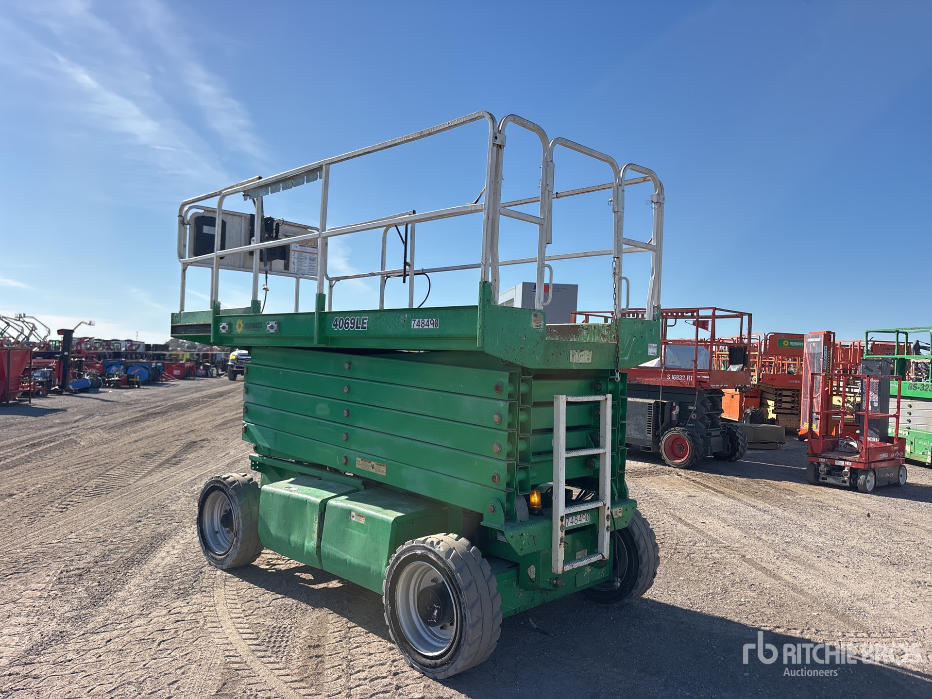 General Appearance with Picture, Left Rear Corner