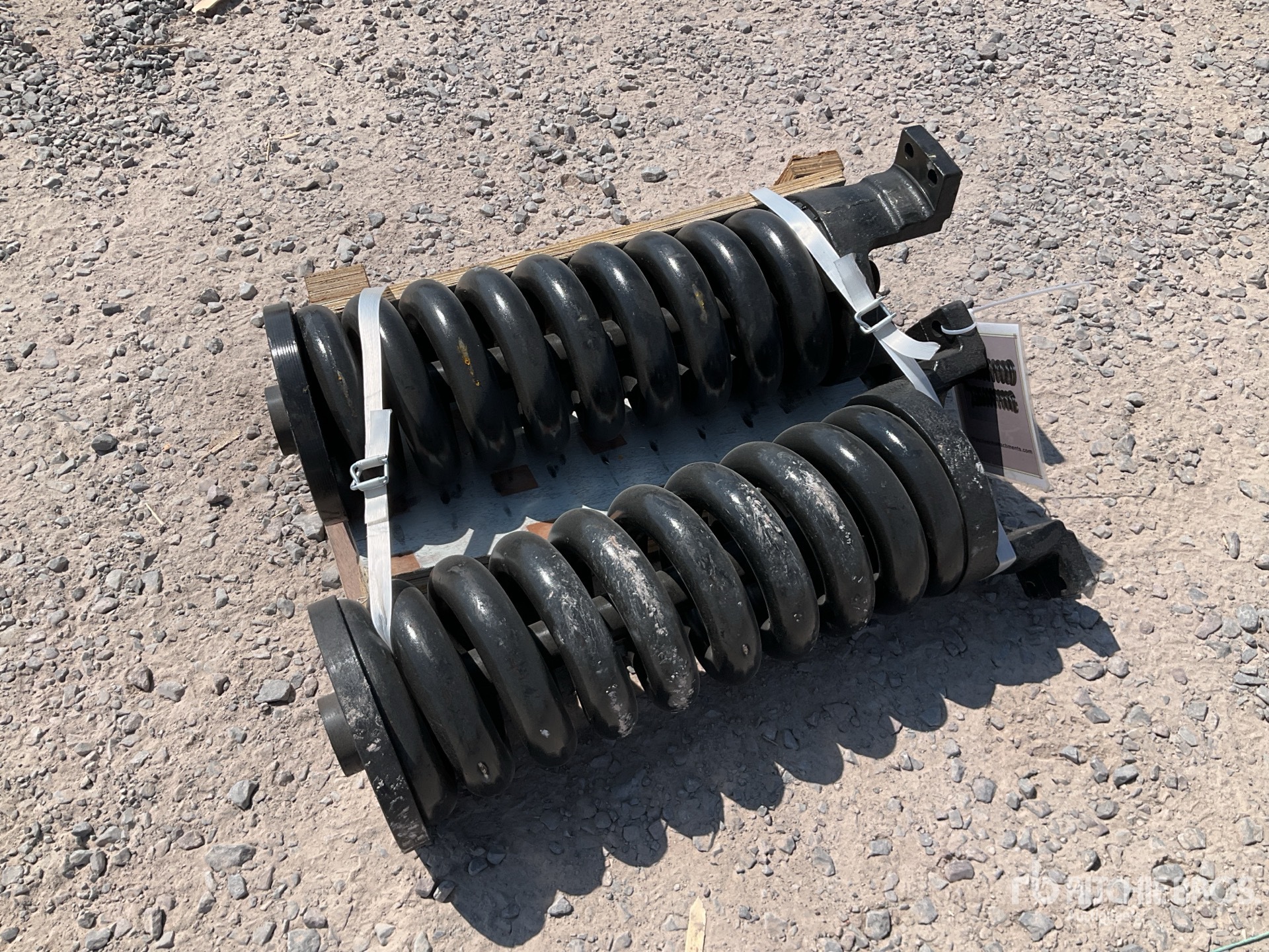 General Appearance with Bild, Ecke vorne links