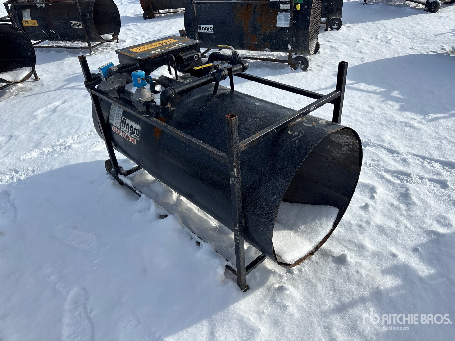 Aspect général with Image, coin avant droit