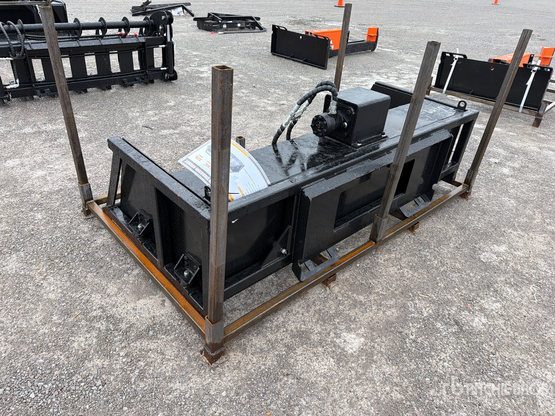 General Appearance with Picture, Left Rear Corner