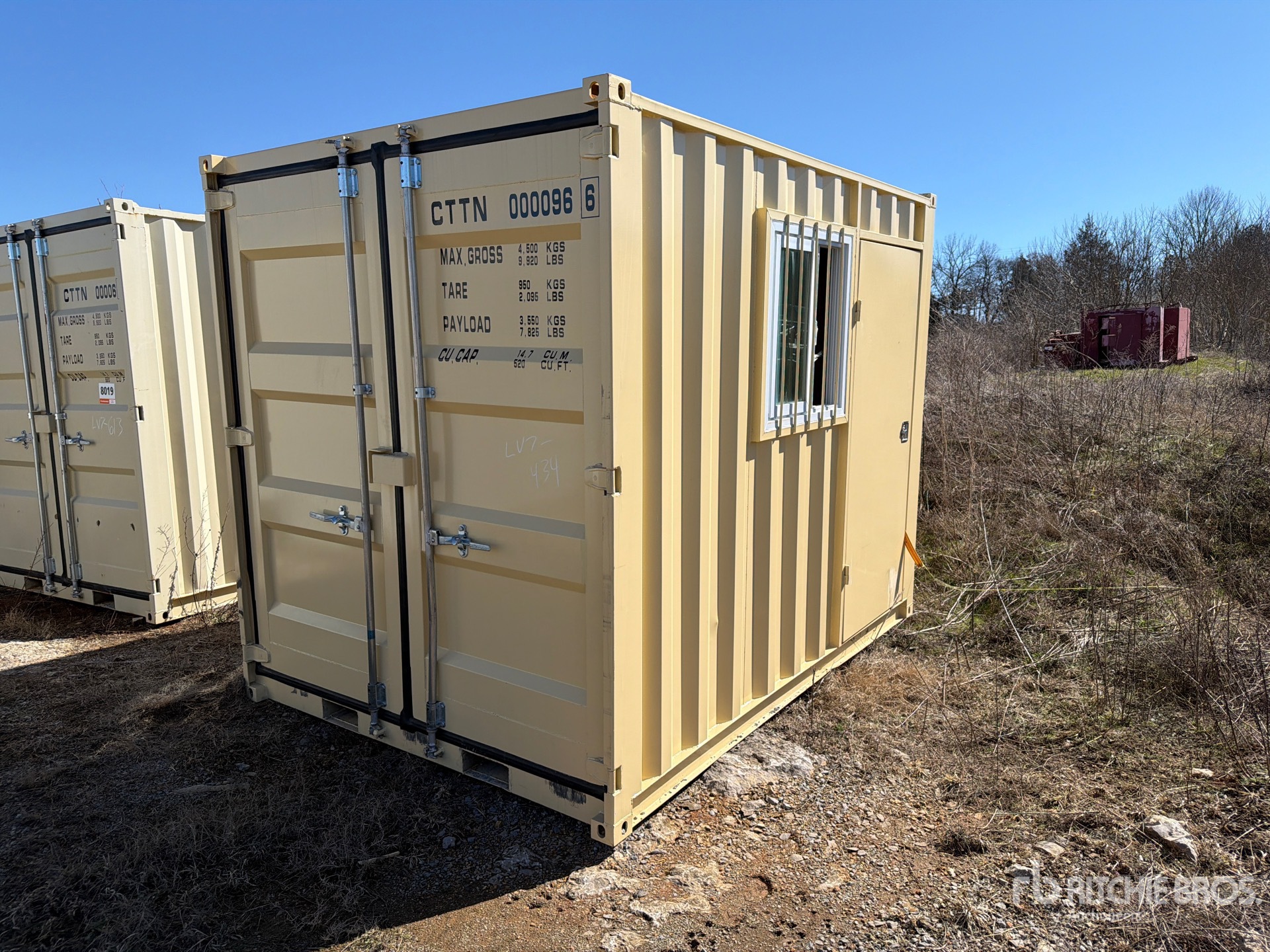 General Appearance with Picture, Right Front Corner