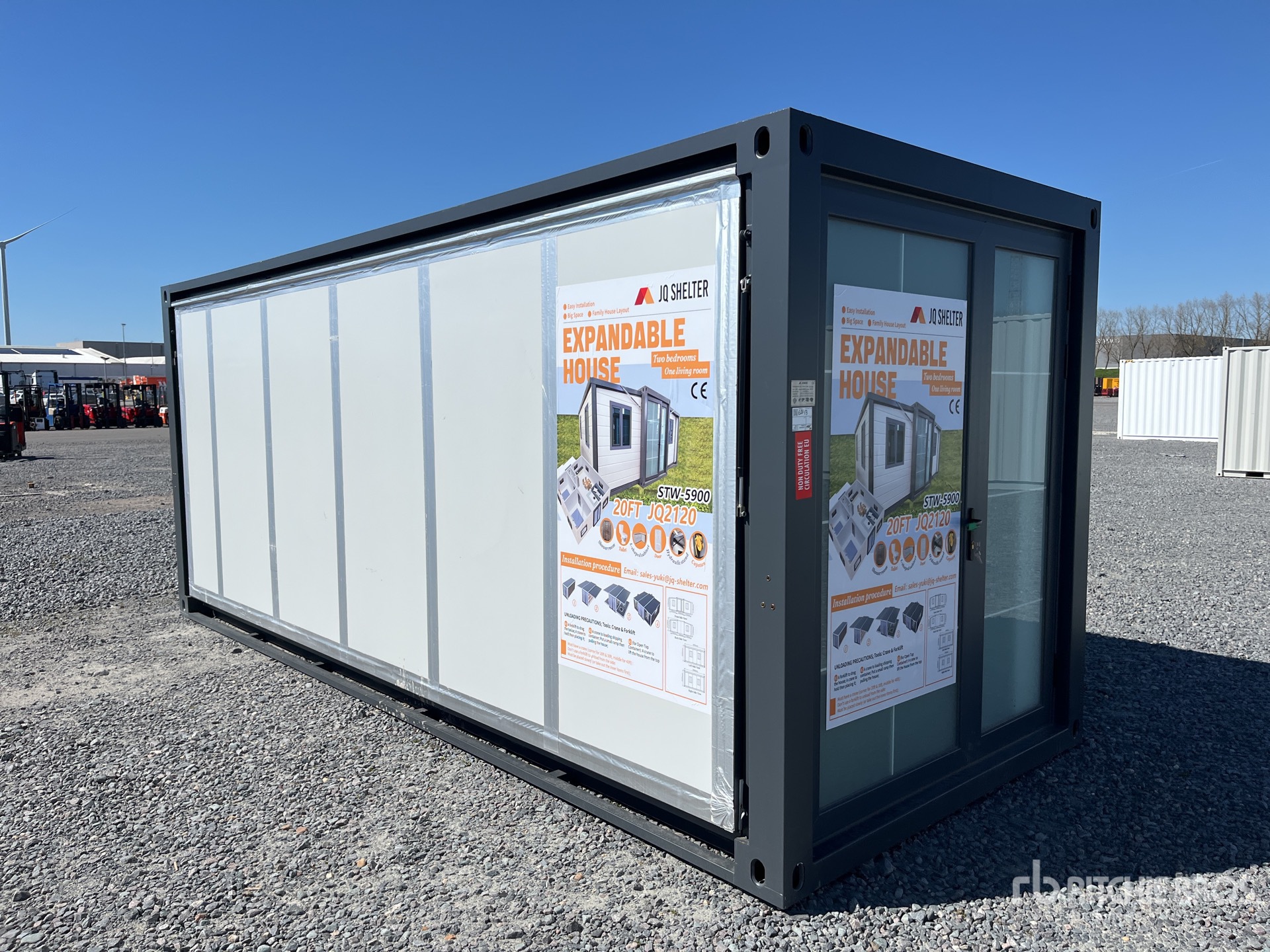 General Appearance with Picture, Right Front Corner