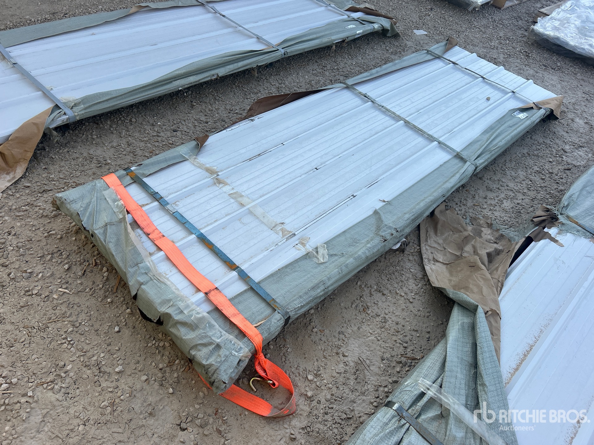 General Appearance with Bild, Ecke vorne rechts