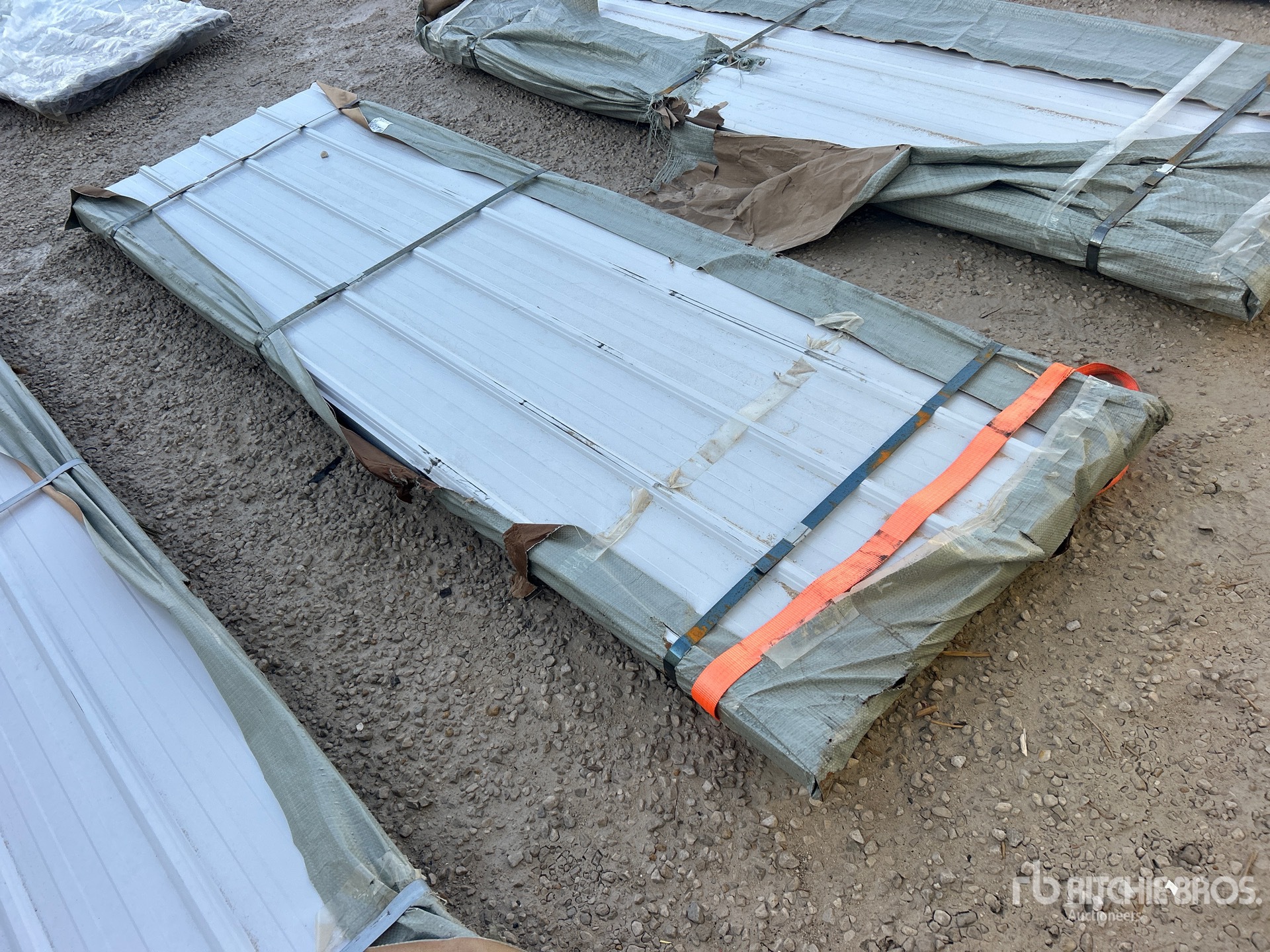 General Appearance with Bild, Ecke hinten rechts