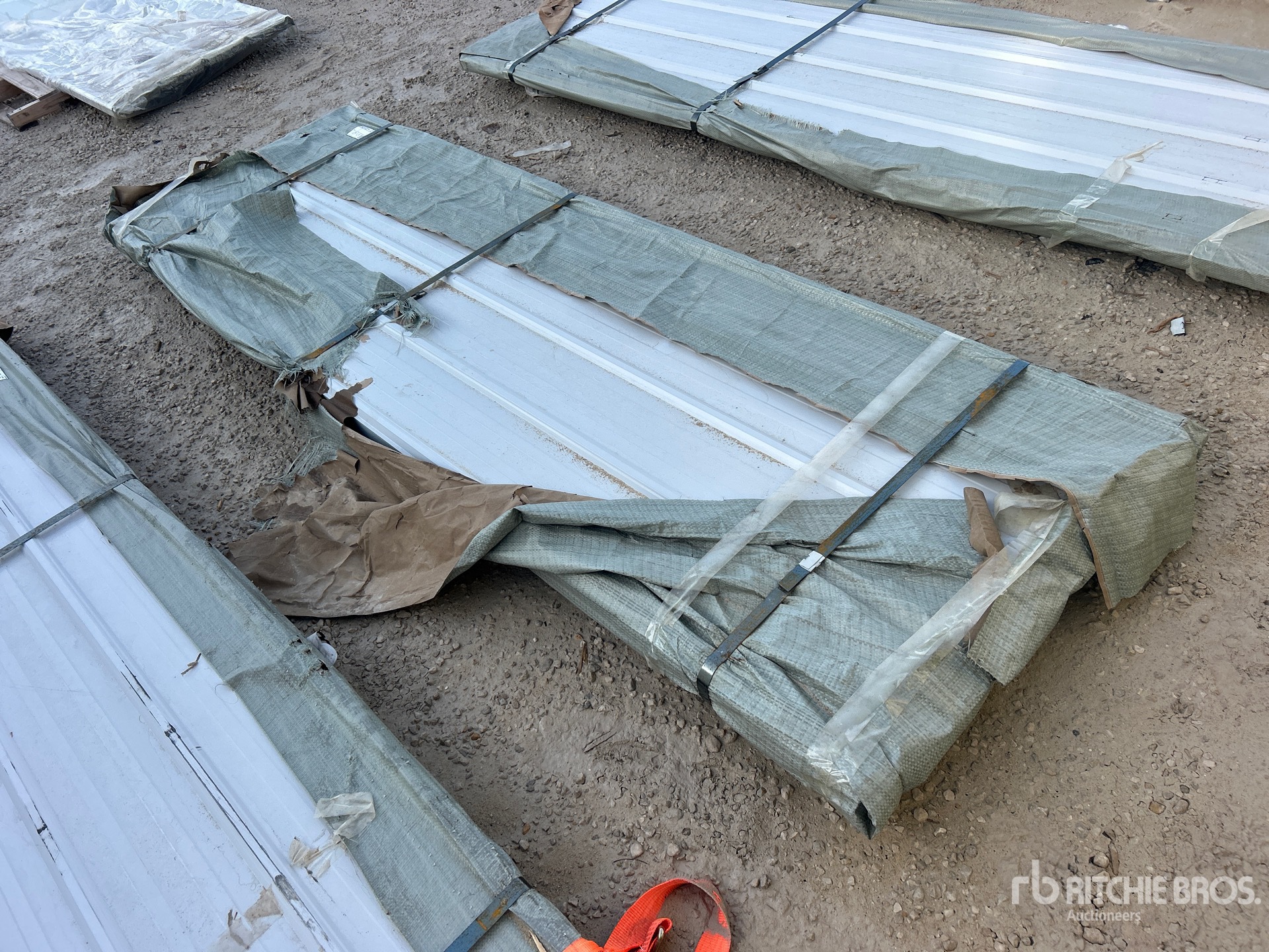 General Appearance with Bild, Ecke hinten rechts