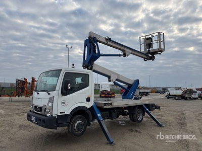 General Appearance with Foto, angolo anteriore sinistro