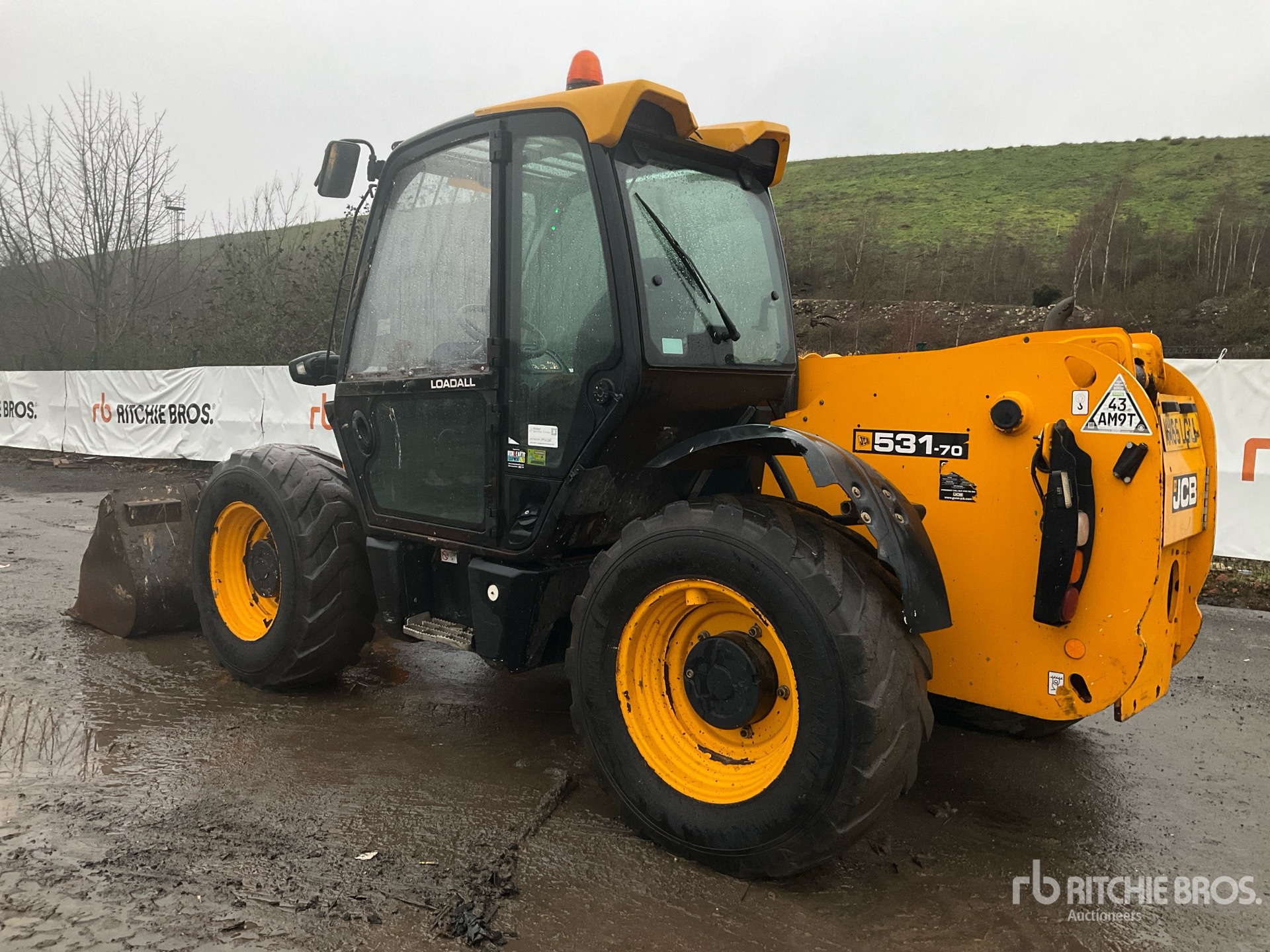 General Appearance with Picture, Left Rear Corner