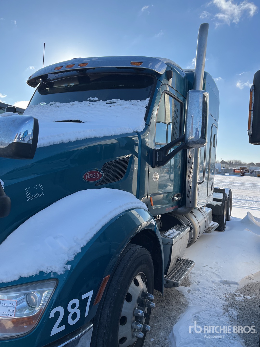 2017 Peterbilt 579