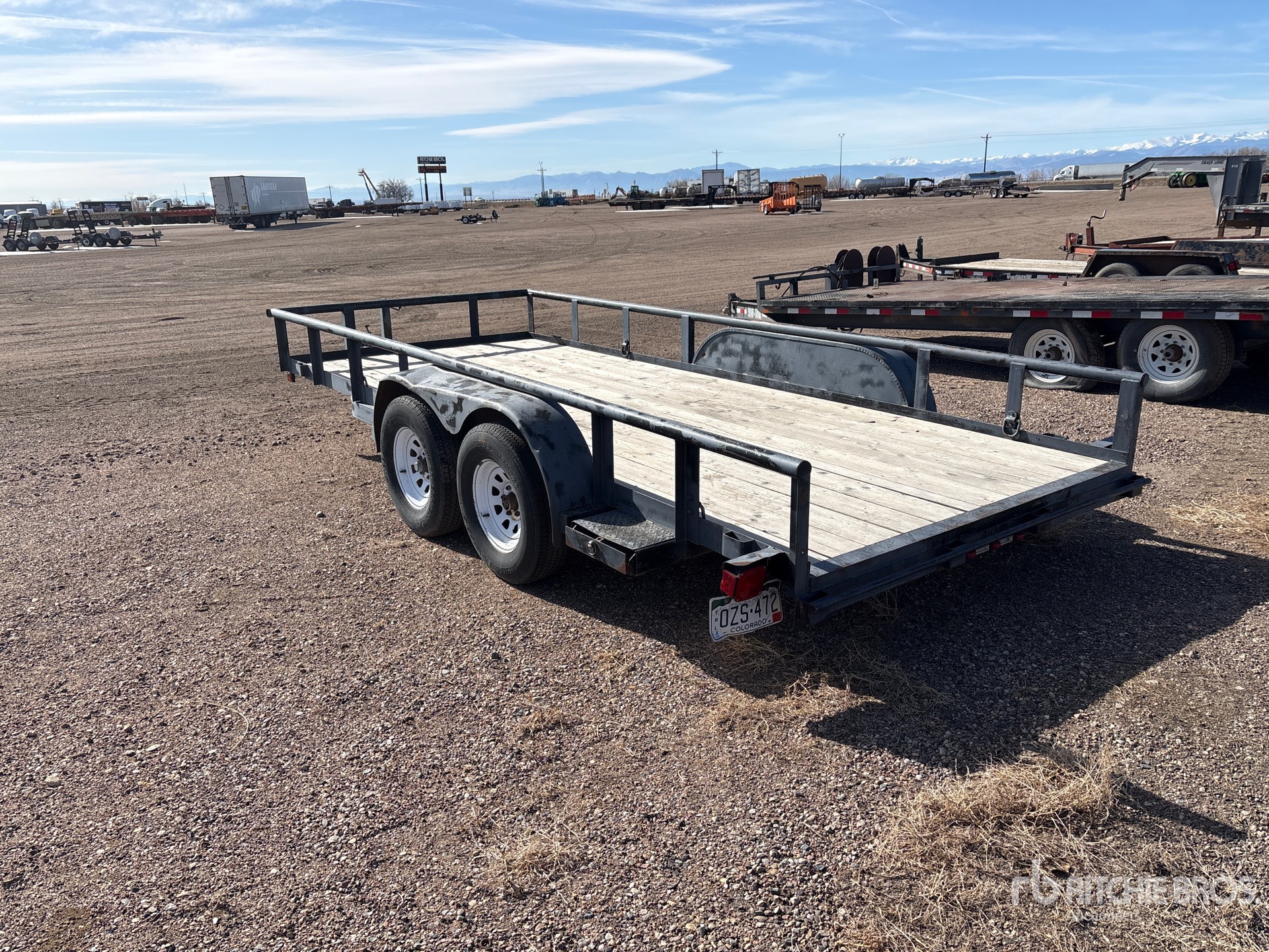 General Appearance with Bild, Ecke hinten links