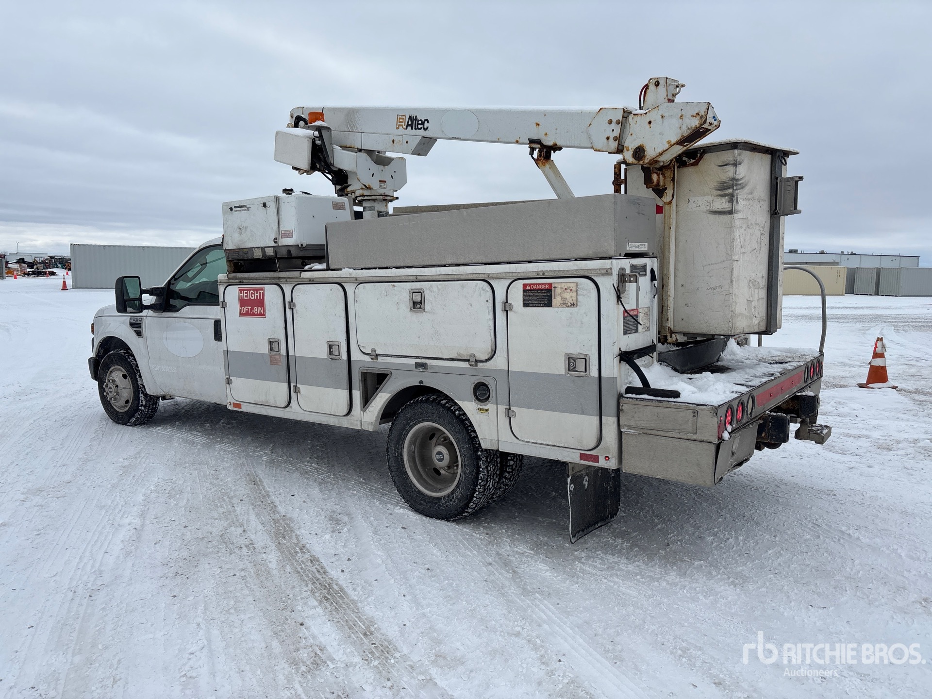 Aspect général with Image, coin arrière gauche