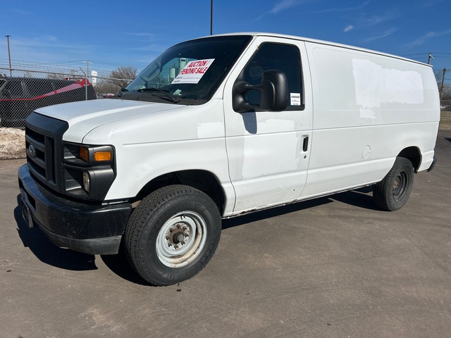 2010 Ford E-350 Cargo Van