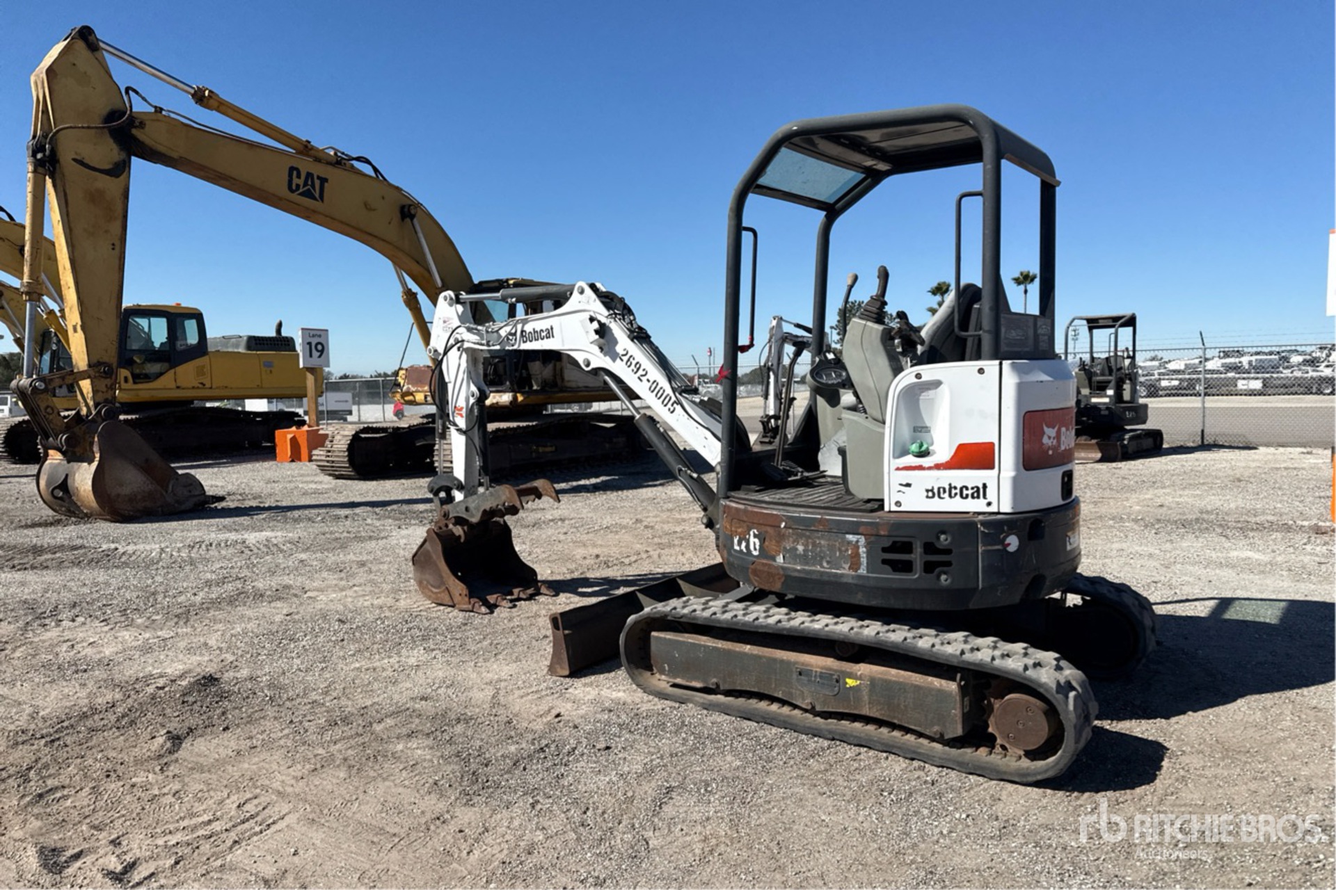 General Appearance with Picture, Left Rear Corner