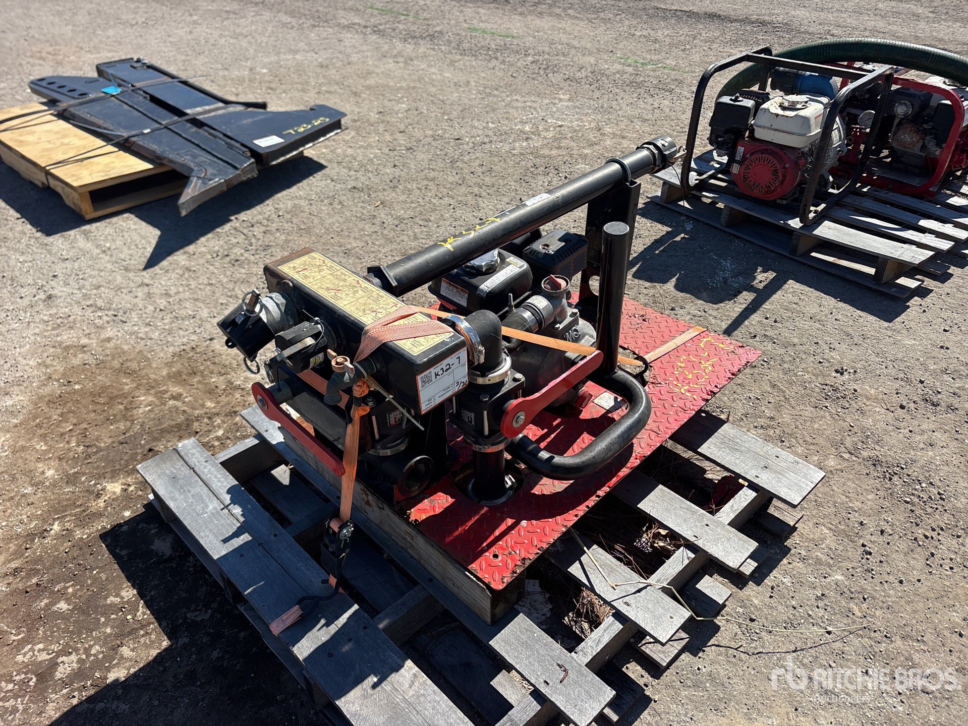 Aspect général with Image, coin arrière droit