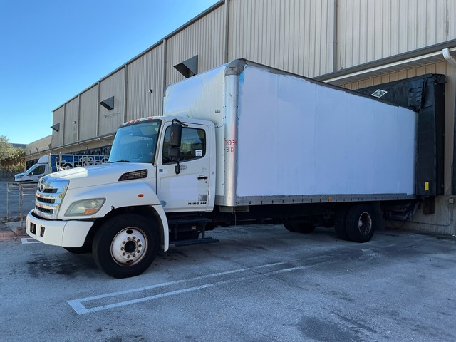 2012 Hino 268 4x2 Van Truck 2012 Hino 268 4x2 Van Truck