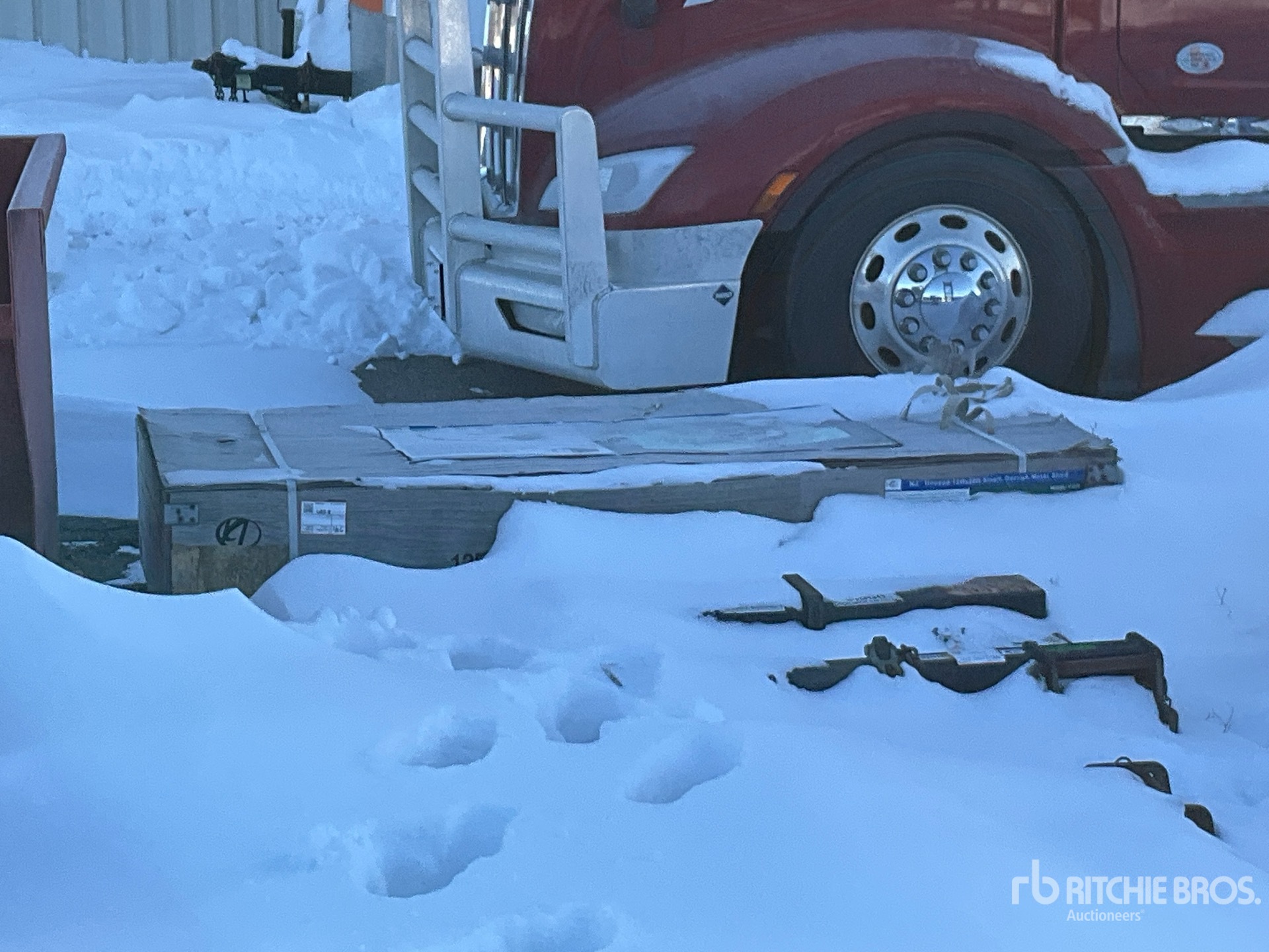 General Appearance with Featured Photo