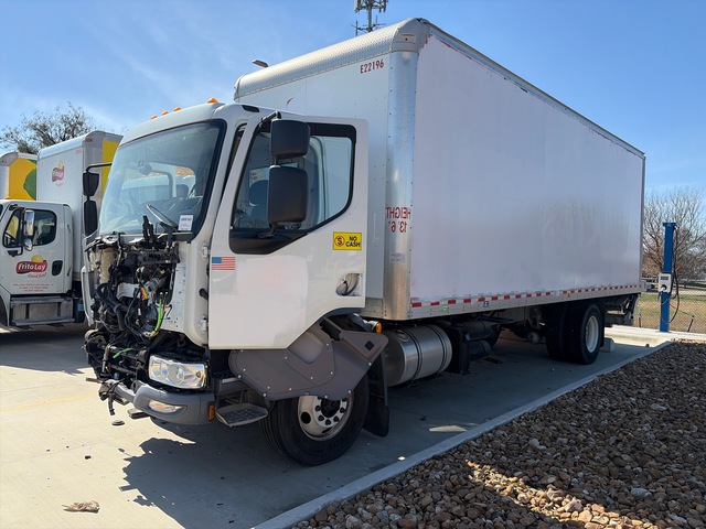 2023 Peterbilt 220 4x2 COE Van Truck 2023 Peterbilt 220 4x2 COE Van Truck
