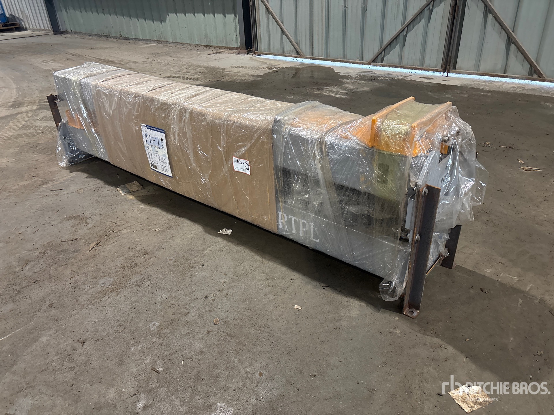 General Appearance with Image, coin avant gauche