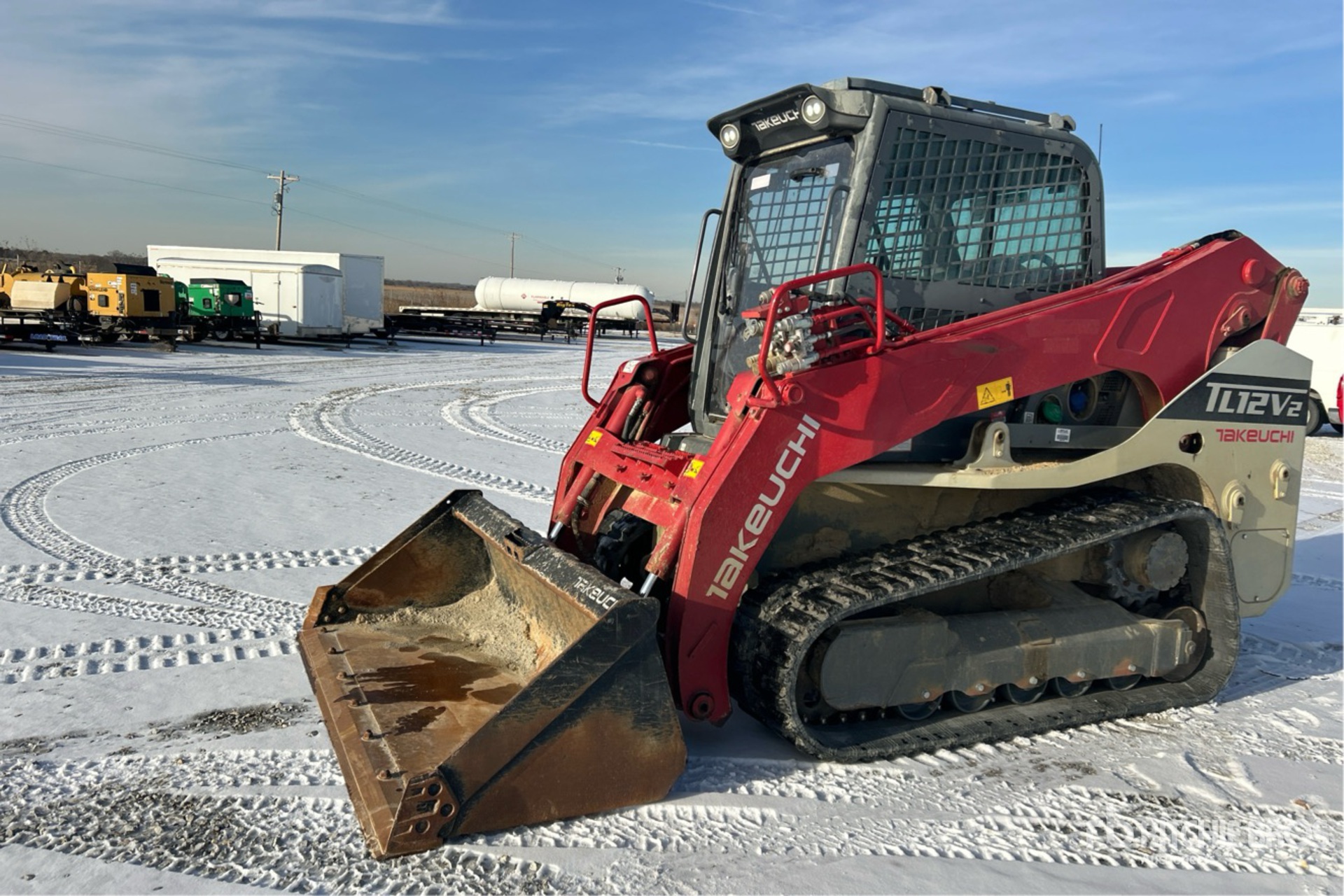 General Appearance with Picture, Left Front Corner