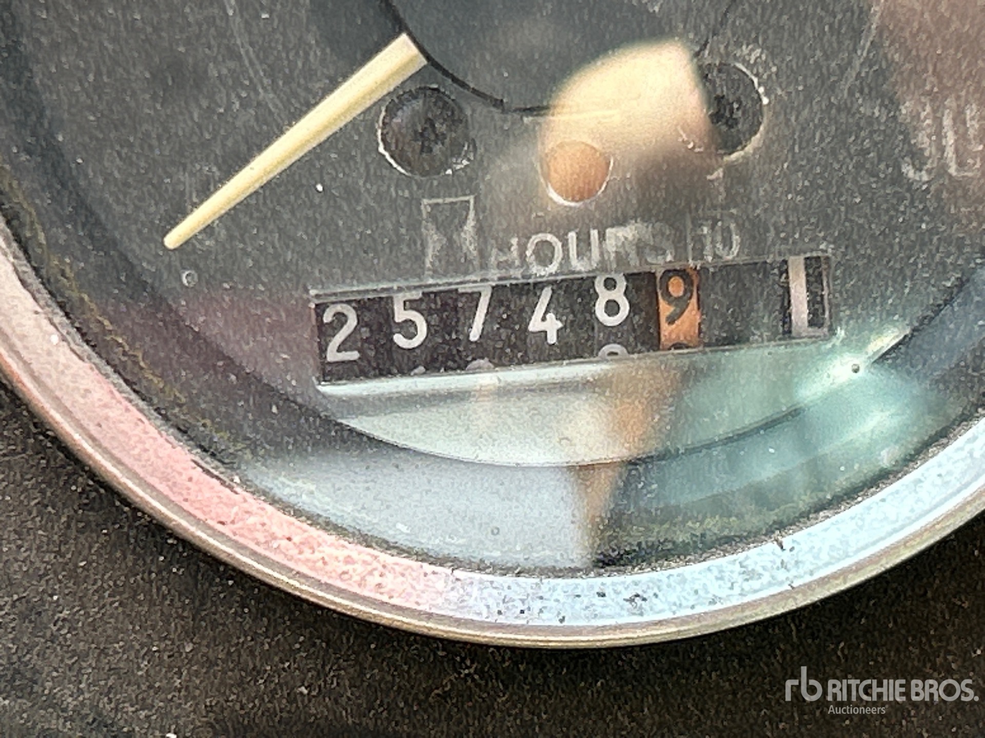 General Appearance with Hour Meter / Odometer