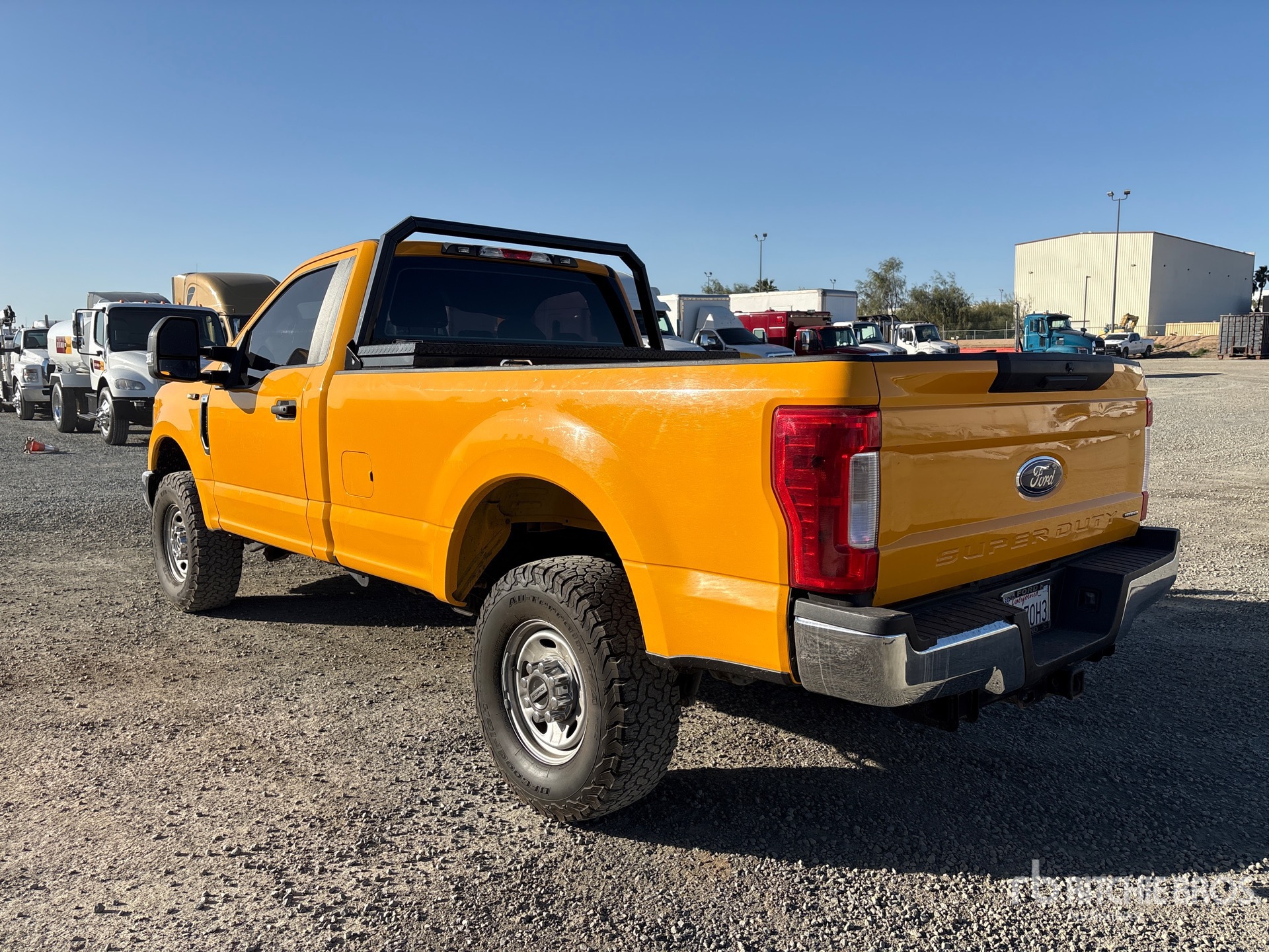 General Appearance with Imagen: esquina trasera izquierda