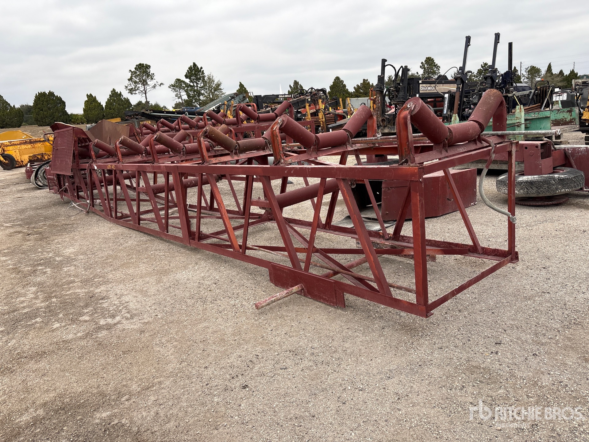 Aspect général with Image, coin arrière gauche