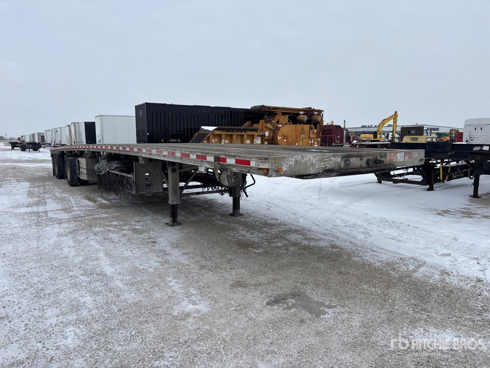 General Appearance with Bild, Ecke vorne rechts