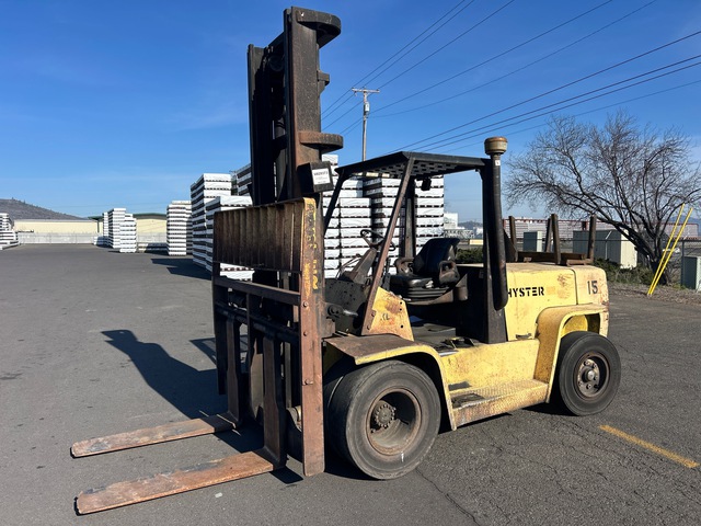 2003 Hyster H155XL 14750 lb Pneumatic Tire Forklift