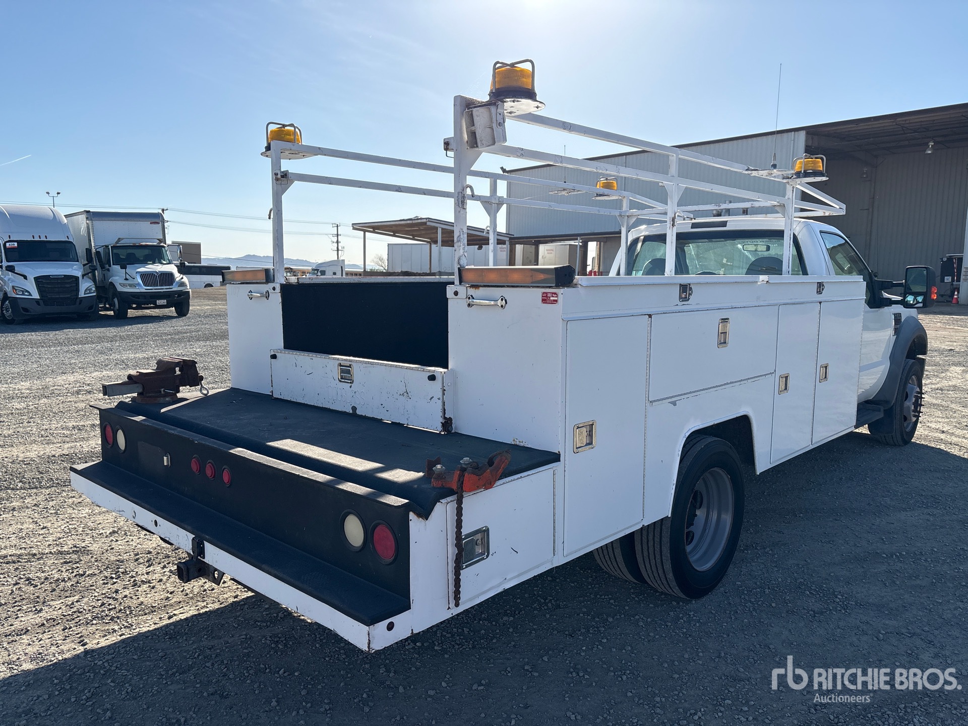 General Appearance with Imagen: esquina trasera derecha