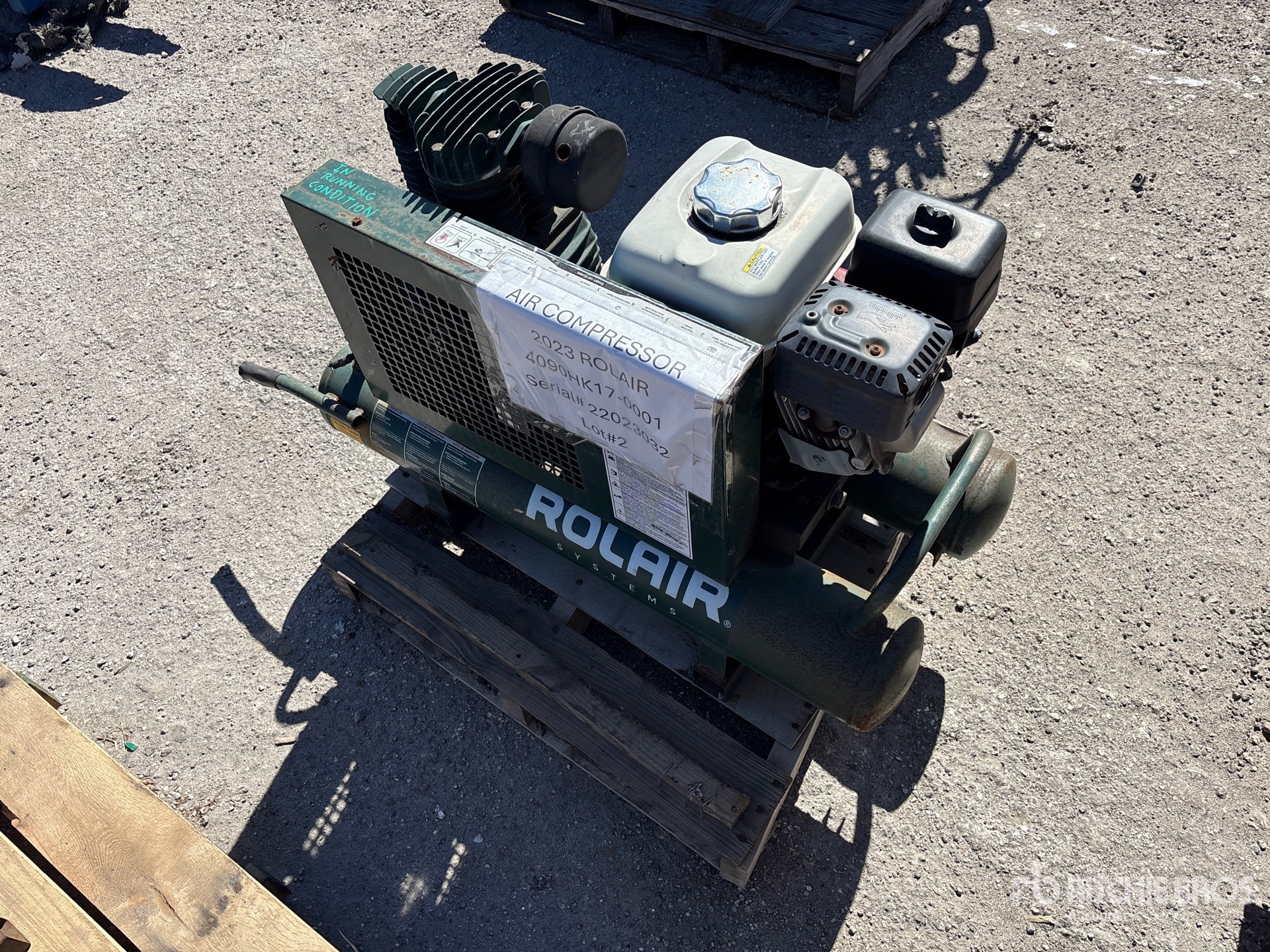 General Appearance with Picture, Right Rear Corner