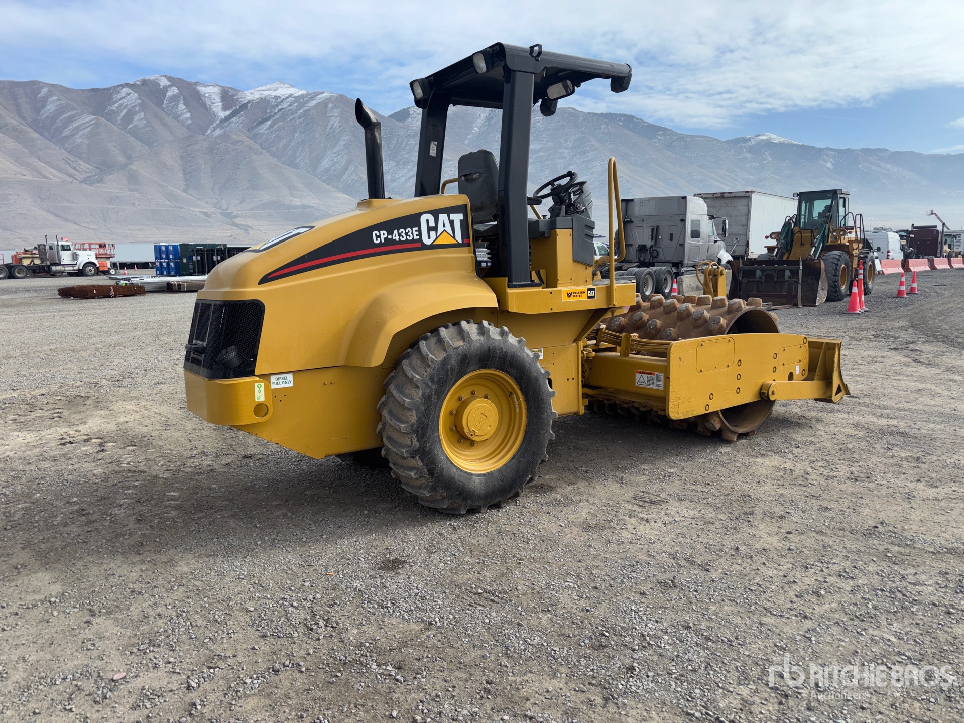 General Appearance with Imagen: esquina trasera derecha