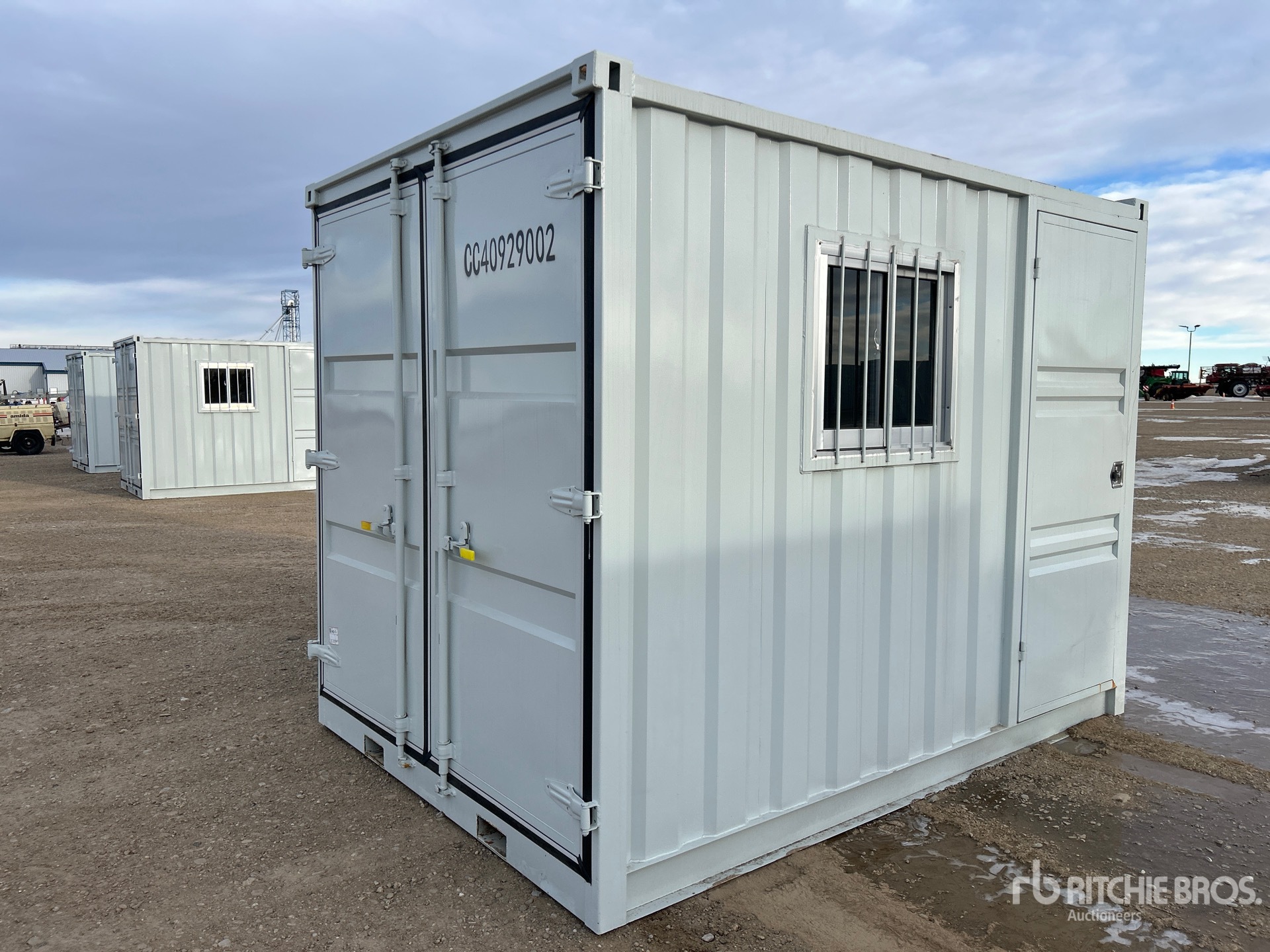 General Appearance with Image, coin avant gauche