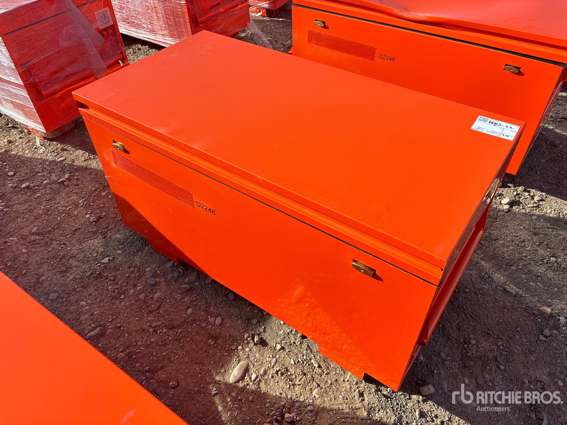 General Appearance with Picture, Left Front Corner