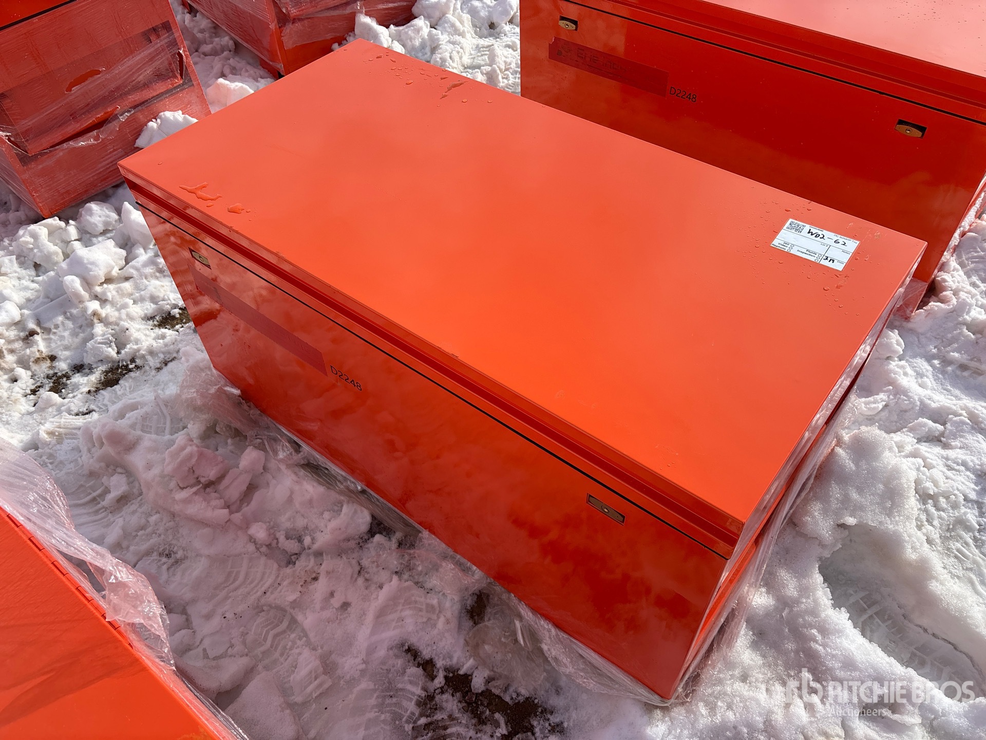 General Appearance with Bild, Ecke vorne links