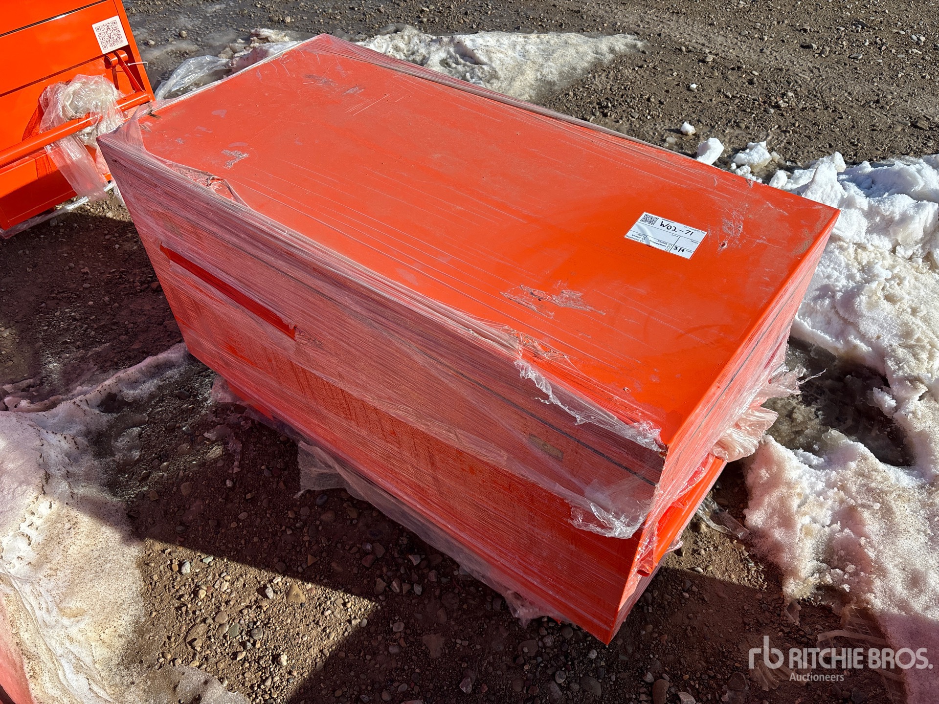 General Appearance with Bild, Ecke vorne links