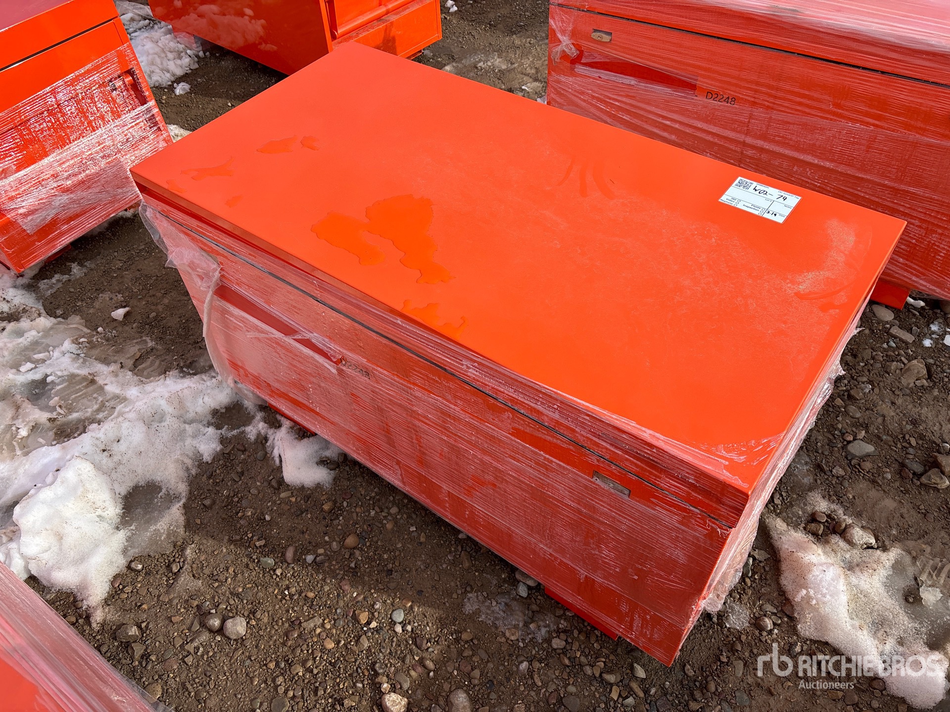 General Appearance with Bild, Ecke vorne links