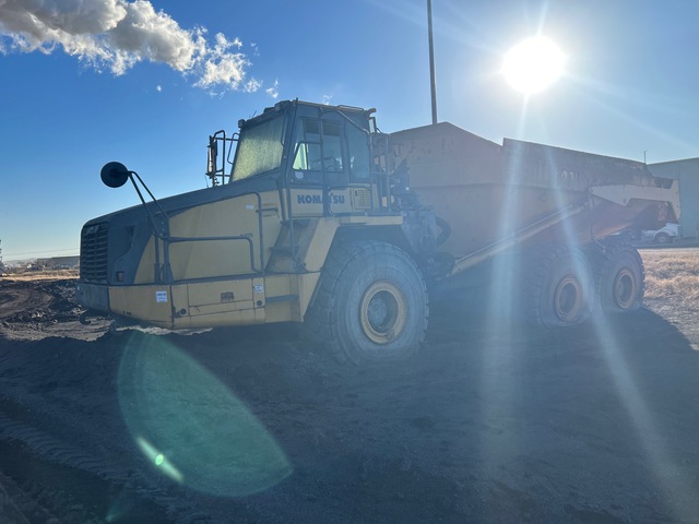 2015 Komatsu HM400 Articulated Dump Truck (Inoperable)